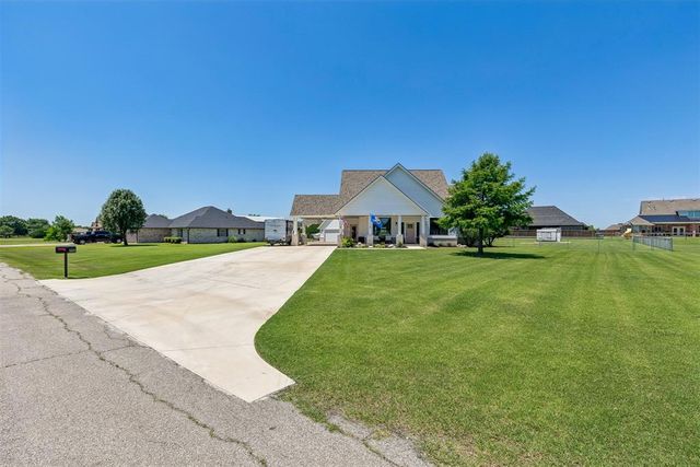 5658 NW Pioneer Circle, Norman, OK 73072