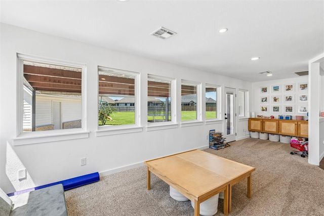 5658 NW Pioneer Circle, Norman, OK 73072