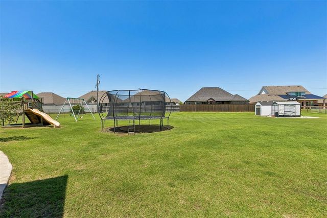 5658 NW Pioneer Circle, Norman, OK 73072
