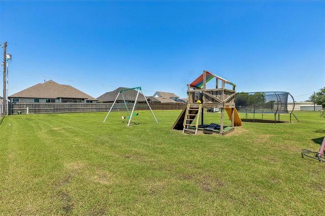 5658 NW Pioneer Circle, Norman, OK 73072
