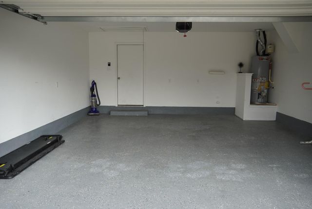 231 Milliner LOOP, Hutto, TX 78634