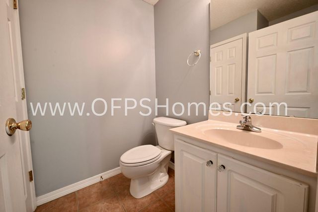 933 Scenic Oak Lane, Fort Walton Beach, FL 32547