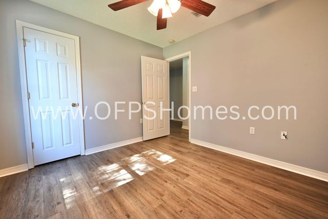 933 Scenic Oak Lane, Fort Walton Beach, FL 32547