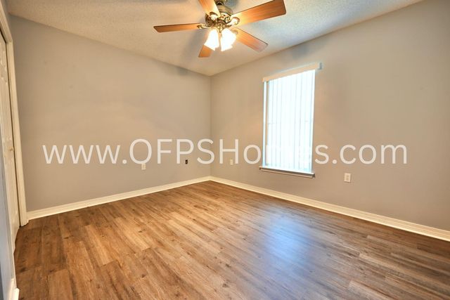 933 Scenic Oak Lane, Fort Walton Beach, FL 32547