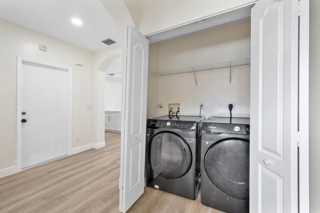 2851 SW 127th Way, Miramar, FL 33027