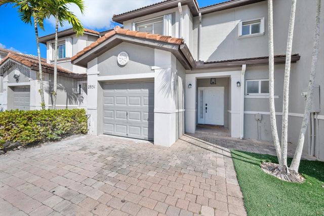 2851 SW 127th Way, Miramar, FL 33027