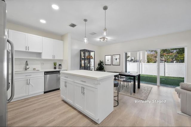 2851 SW 127th Way, Miramar, FL 33027