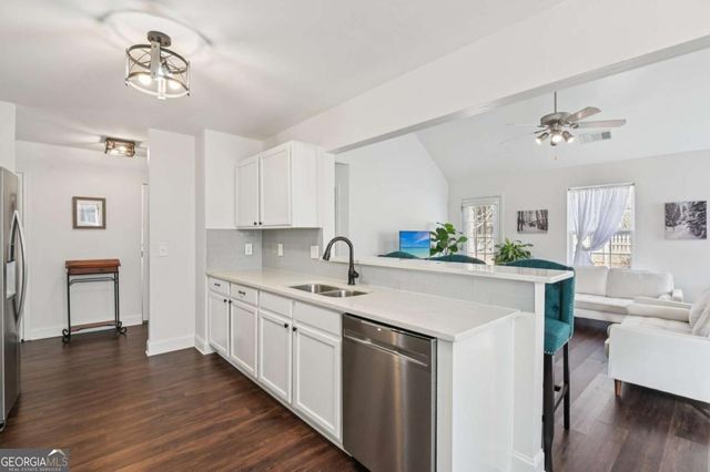 410 Sam Cobb Court, Woodstock, GA 30188