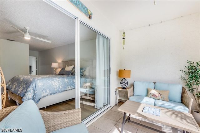 513 Club Side DR 1-513, Naples, FL 34110