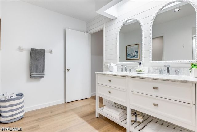 513 Club Side DR 1-513, Naples, FL 34110