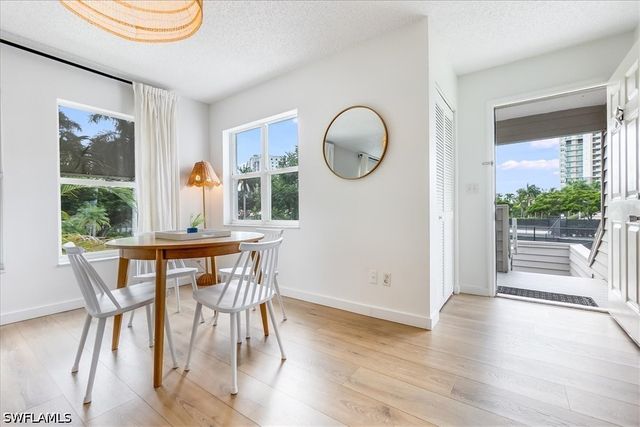 513 Club Side DR 1-513, Naples, FL 34110