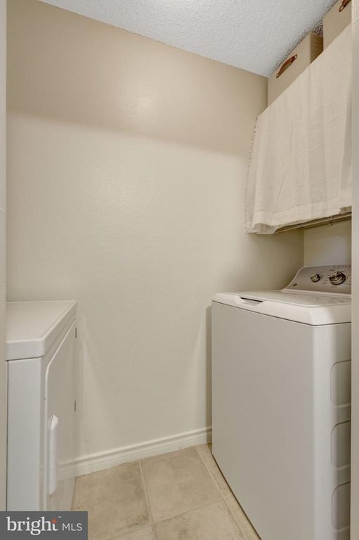 Image 8 of property listing at 1538 LINCOLN WAY #202A, Mclean, VA 22102