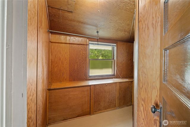 107 W Montana Avenue, Roslyn, WA 98941