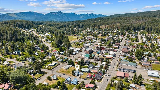 107 W Montana Avenue, Roslyn, WA 98941
