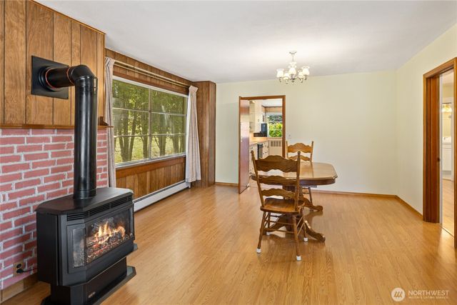107 W Montana Avenue, Roslyn, WA 98941