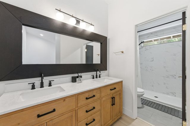 350 Jacaranda Dr, Suisun City, CA 94585