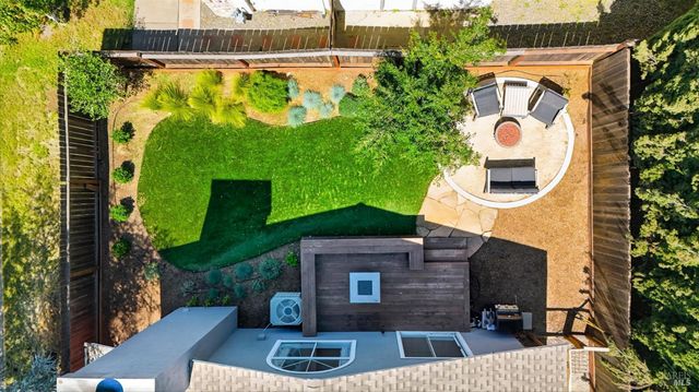 350 Jacaranda Dr, Suisun City, CA 94585