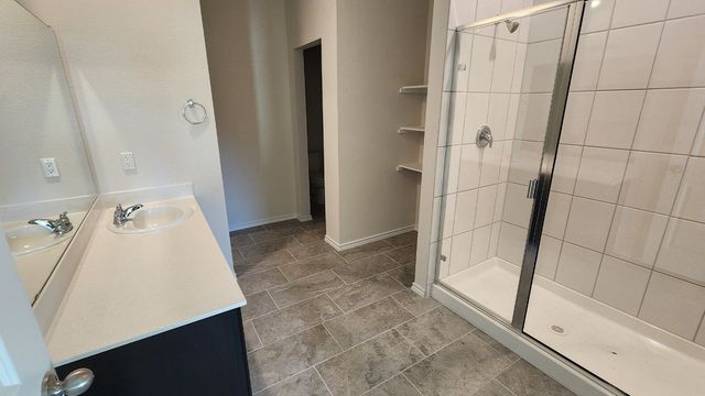 1214 Breezy Oak Drive, Nevada, TX 75173