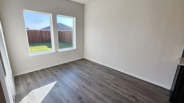 1214 Breezy Oak Drive, Nevada, TX 75173