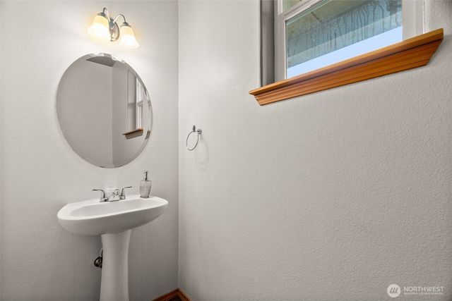 3129 Horse Haven Street SE, Olympia, WA 98501