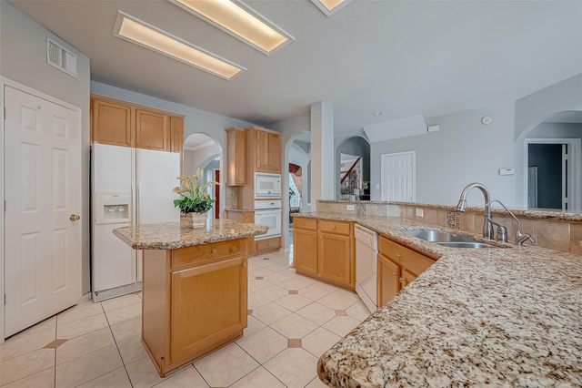 2519 Meadow Tree Lane, Spring, TX 77388