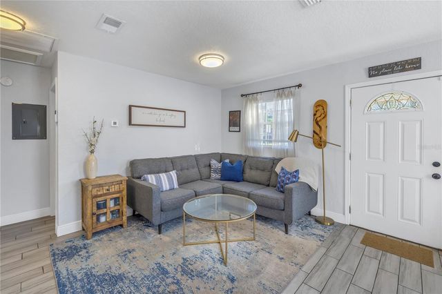 3605 W IOWA AVENUE, Tampa, FL 33611