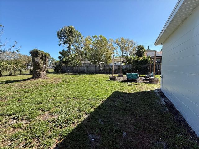 3605 W IOWA AVENUE, Tampa, FL 33611