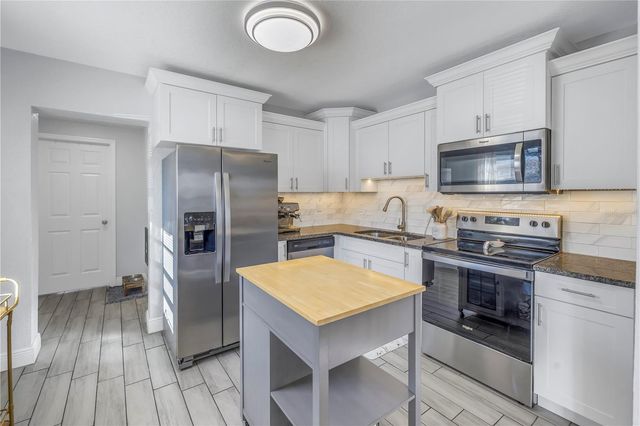 3605 W IOWA AVENUE, Tampa, FL 33611