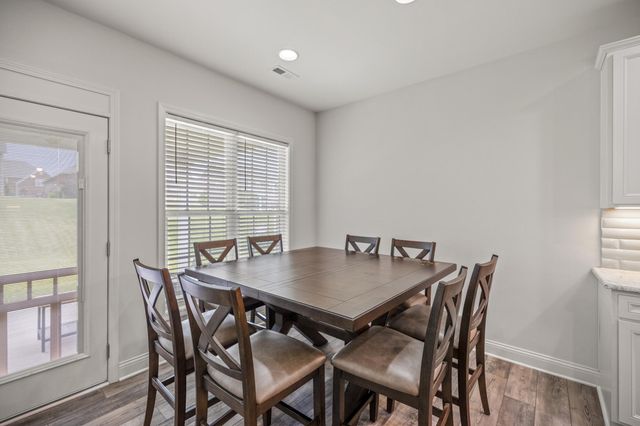 216 Blackthorn Drive, Nicholasville, KY 40356