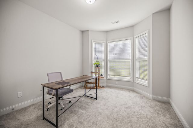 216 Blackthorn Drive, Nicholasville, KY 40356