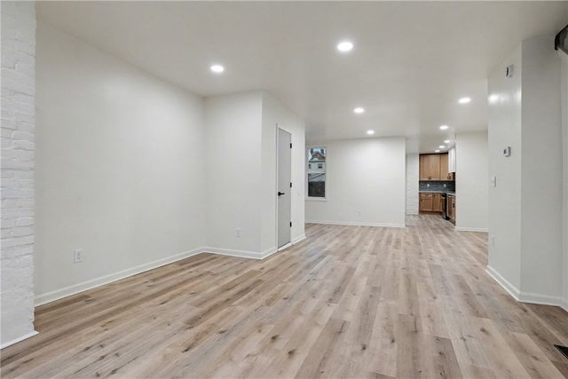 4562 Carroll, Bloomfield, PA 15224