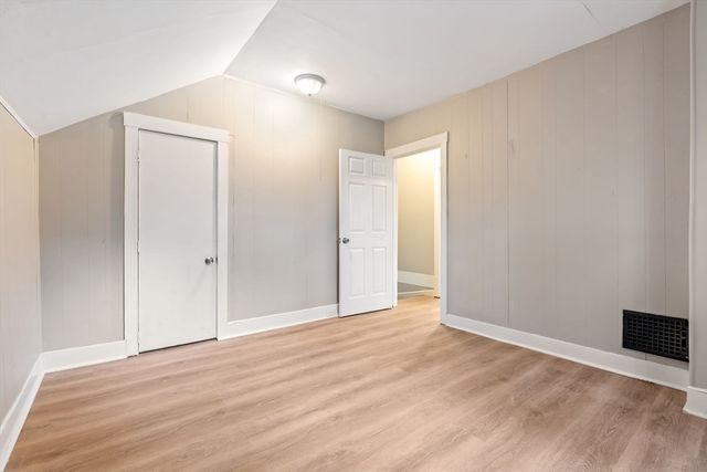 14-24 C St 14, Northbridge, MA 01588