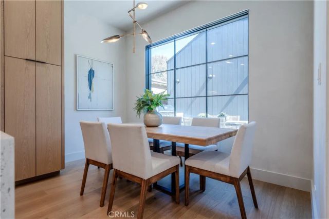 4118 N Wilkinson Avenue, Studio City, CA 91604