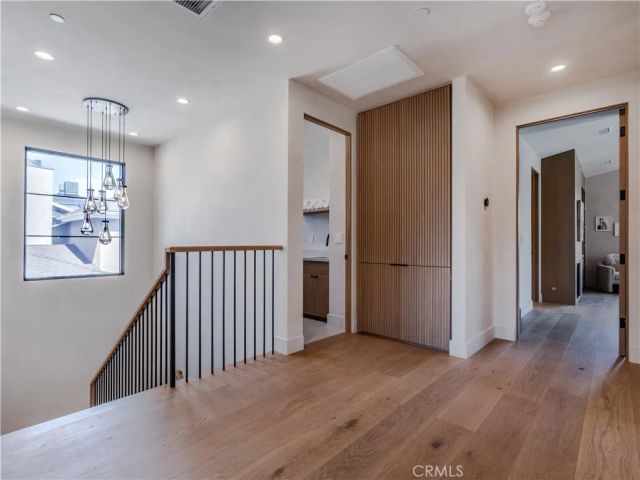 4118 N Wilkinson Avenue, Studio City, CA 91604