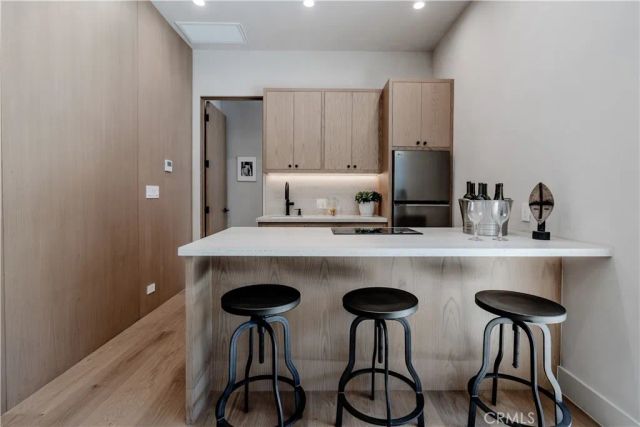 4118 N Wilkinson Avenue, Studio City, CA 91604
