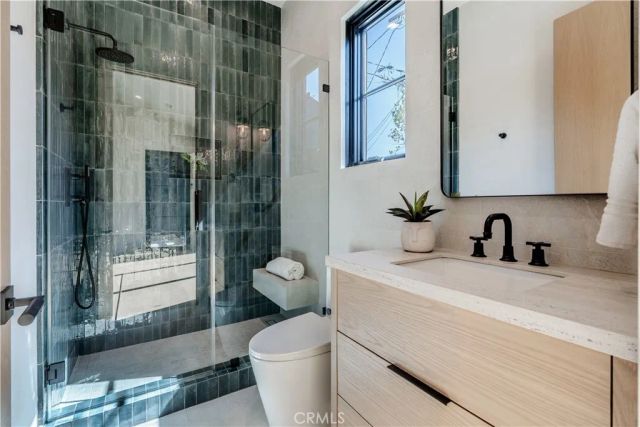 4118 N Wilkinson Avenue, Studio City, CA 91604