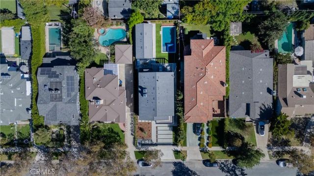 4118 N Wilkinson Avenue, Studio City, CA 91604