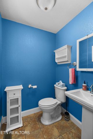 1010 Old Jacksboro Road Rd, New Tazewell, TN 37825