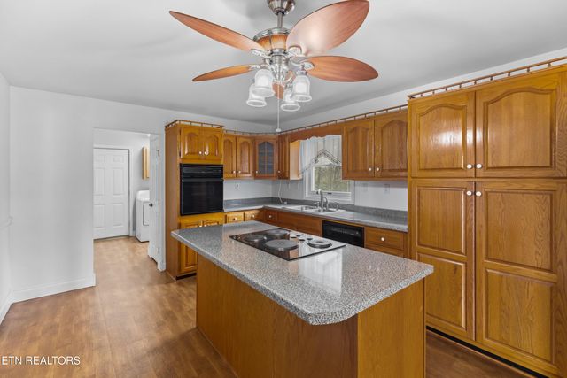 1010 Old Jacksboro Road Rd, New Tazewell, TN 37825