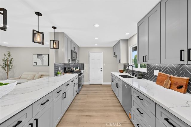 6793 Mount Waterman, Buena Park, CA 90620