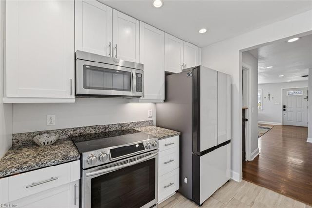 1305 Virginia AVE, Chesapeake, VA 23324