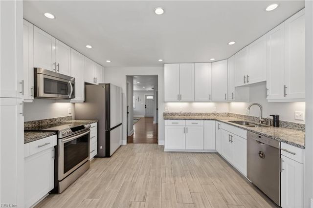 1305 Virginia AVE, Chesapeake, VA 23324