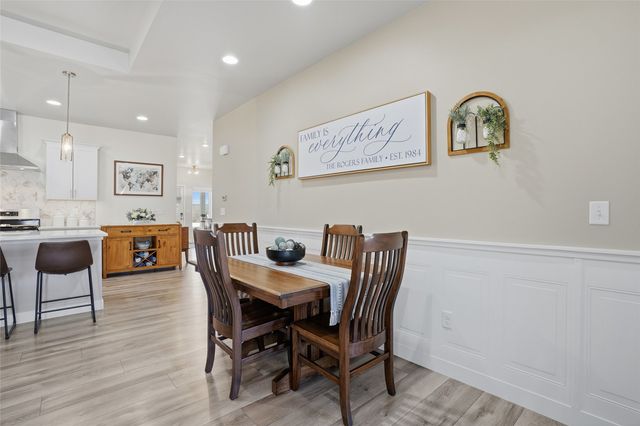 762 Clover Hill Drive, North Liberty, IA 52317