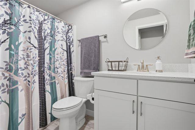 762 Clover Hill Drive, North Liberty, IA 52317