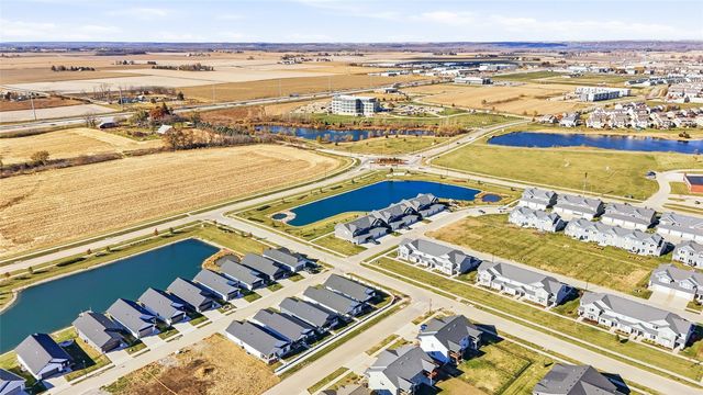 762 Clover Hill Drive, North Liberty, IA 52317