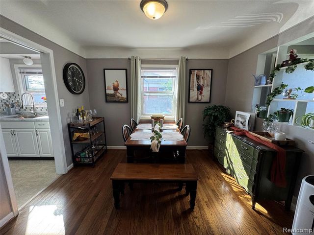 19156 Ash Avenue, Eastpointe, MI 48021