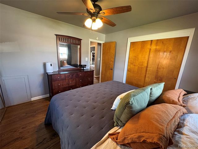 19156 Ash Avenue, Eastpointe, MI 48021