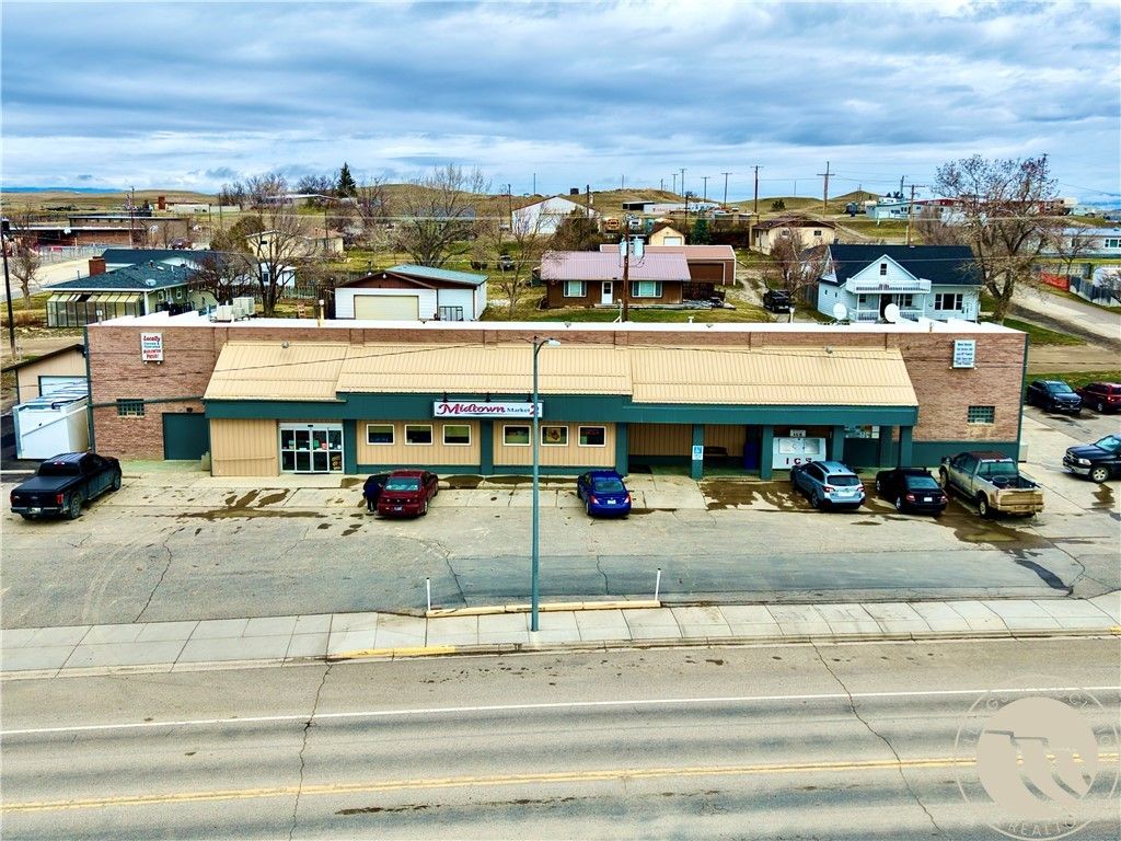207 3rd Street NE, Harlowton, MT 59036
