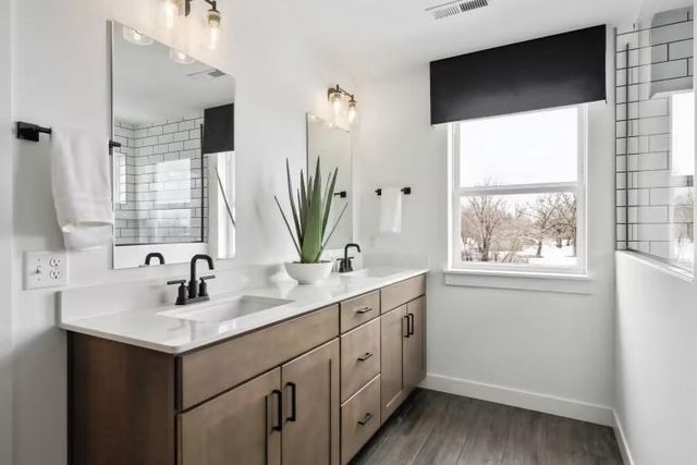 15148 Amber Fields Boulevard, Rosemount, MN 55068