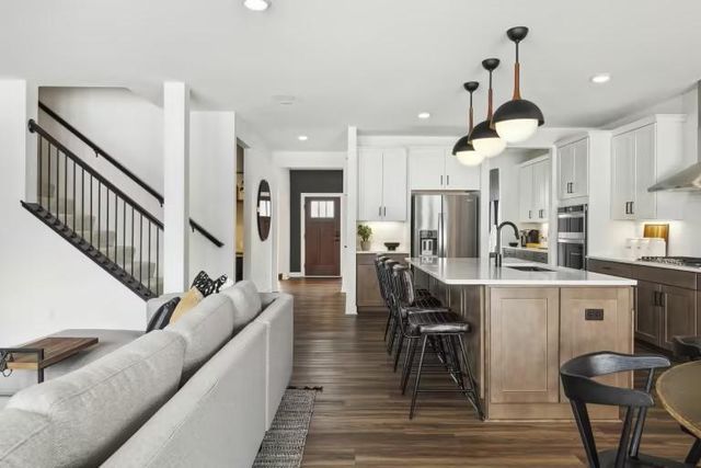 15148 Amber Fields Boulevard, Rosemount, MN 55068